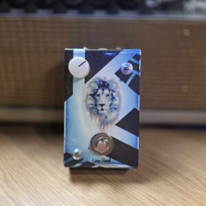 Silicon Rangemaster
Three Position EQ Treble Booster in Sloped Enclosure with Lion Artwork