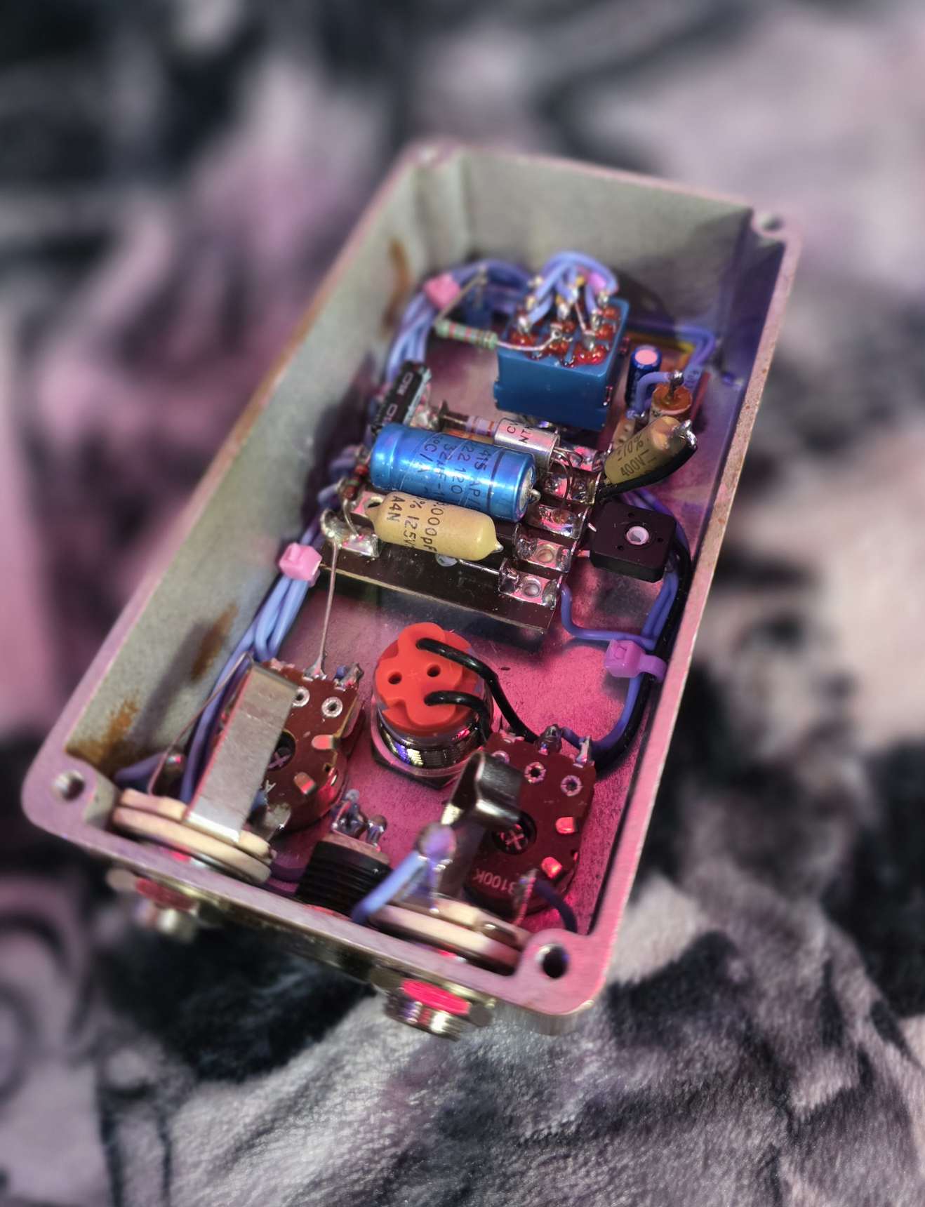 The FAT Rangemaster
Military Spec NKT Germanium Treble Booster - Image 7