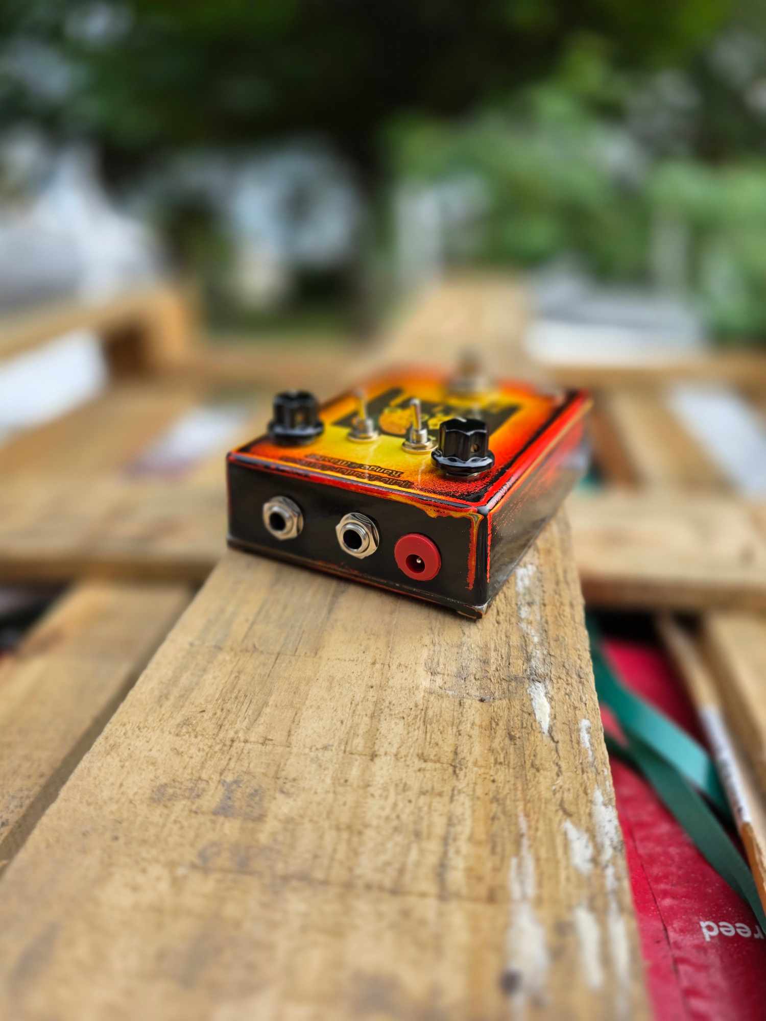 Flintstones Pin Up Rangemaster
Hand Wired Vintage NKT677 Germanium & Texas Instruments BC213C Silicon Treble Booster - Image 6