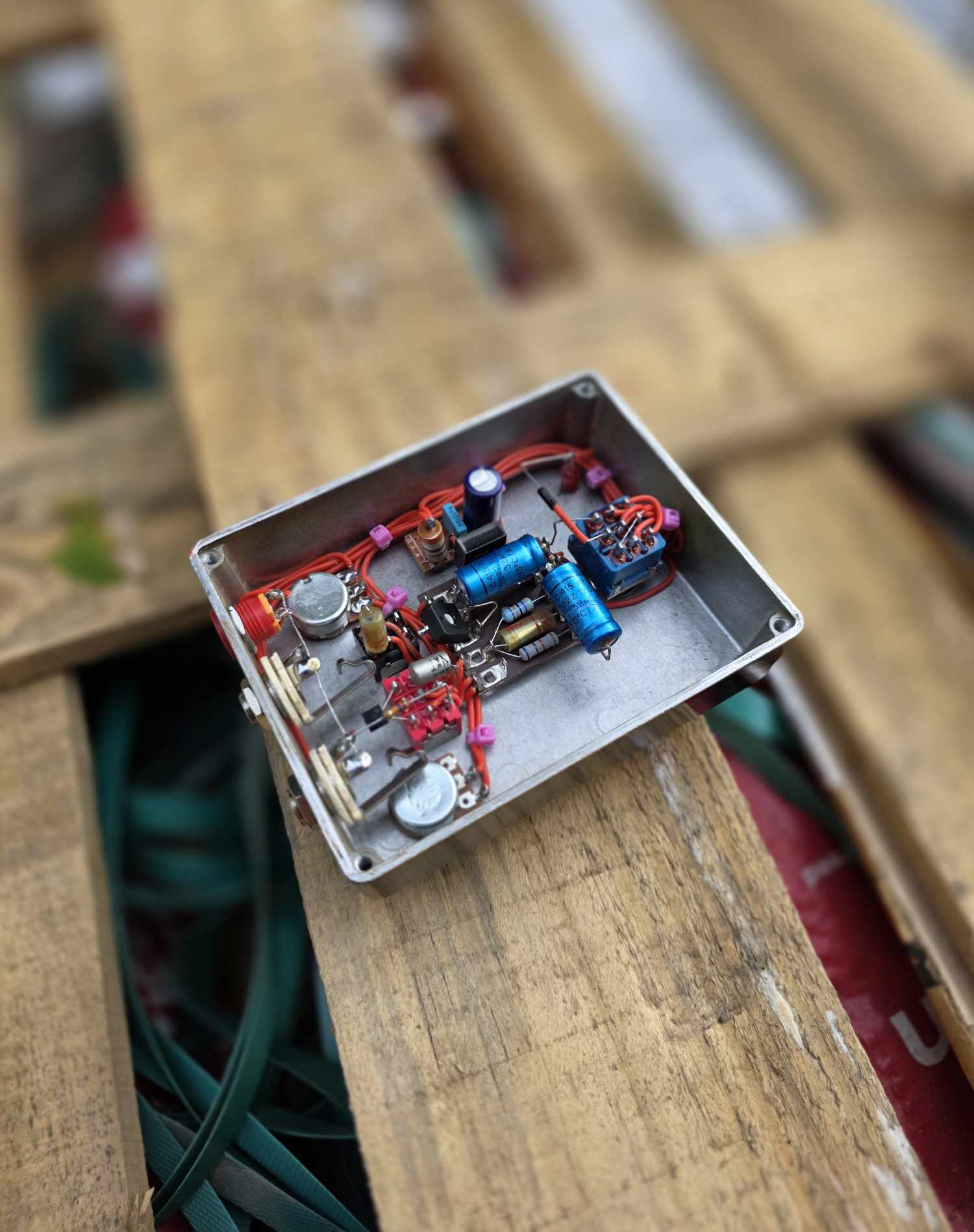 Flintstones Pin Up Rangemaster
Hand Wired Vintage NKT677 Germanium & Texas Instruments BC213C Silicon Treble Booster - Image 5