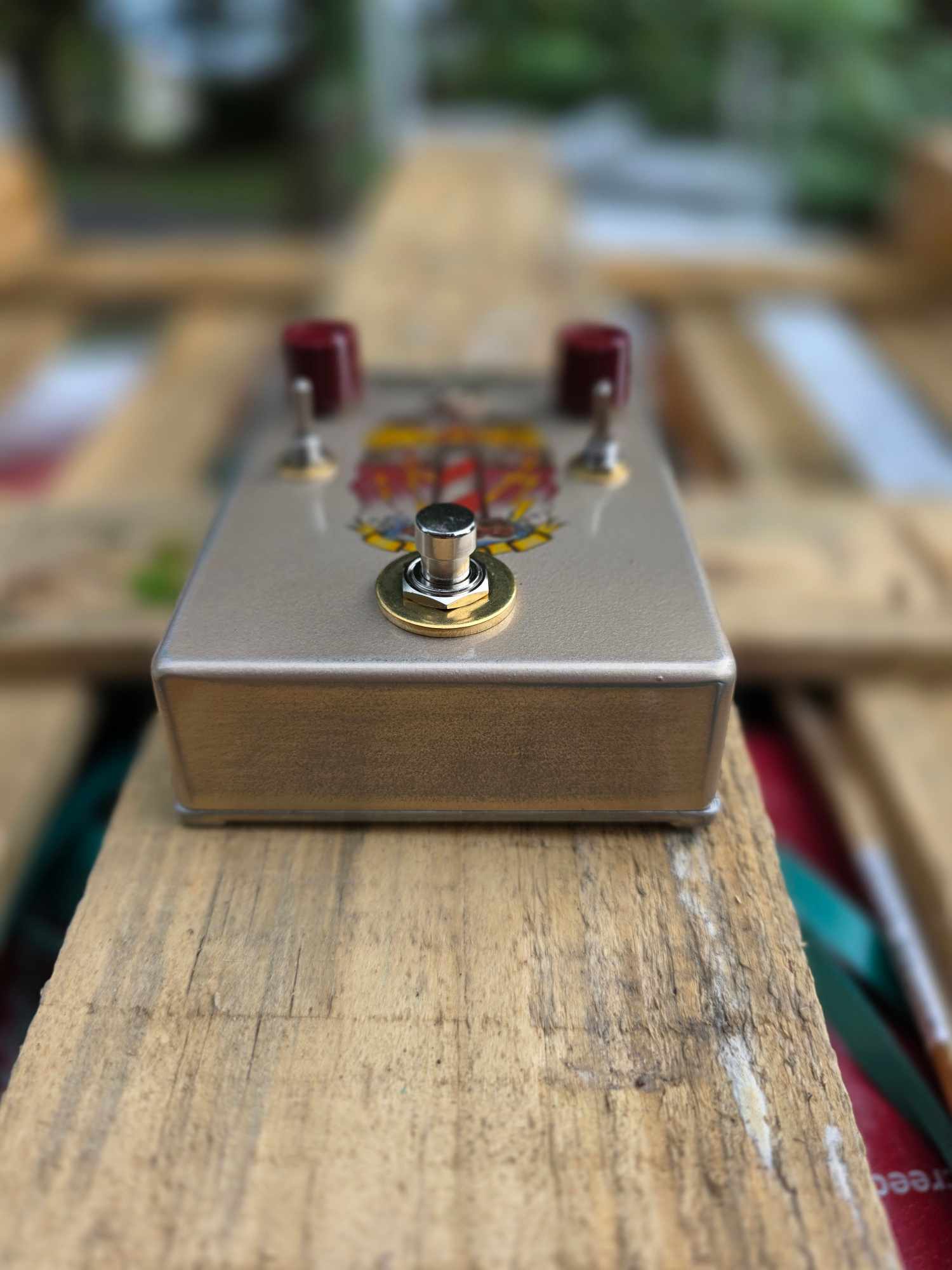 Hello Sailor Lighthouse Rangemaster
Hand Wired High Gain NKT162 Gold Pin Germanium & Texas Instruments BC213C Silicon Treble Booster - Image 7