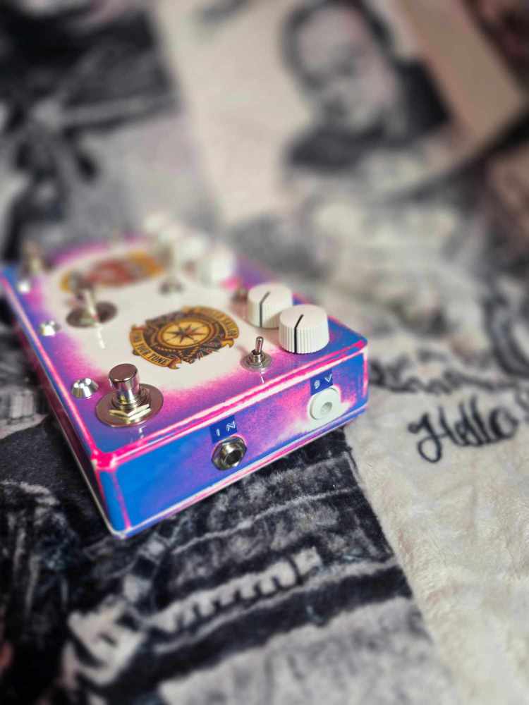 Lighthouse Multi Effects Pedal | Three Independent Gain Stages With Dedicated Effects Loops - Image 7